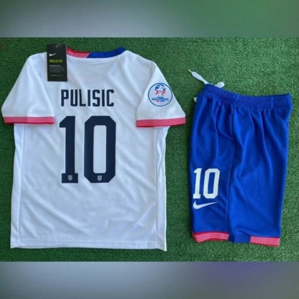 Youths Kids USA kids soccer jersey and shorts Pulisic #10